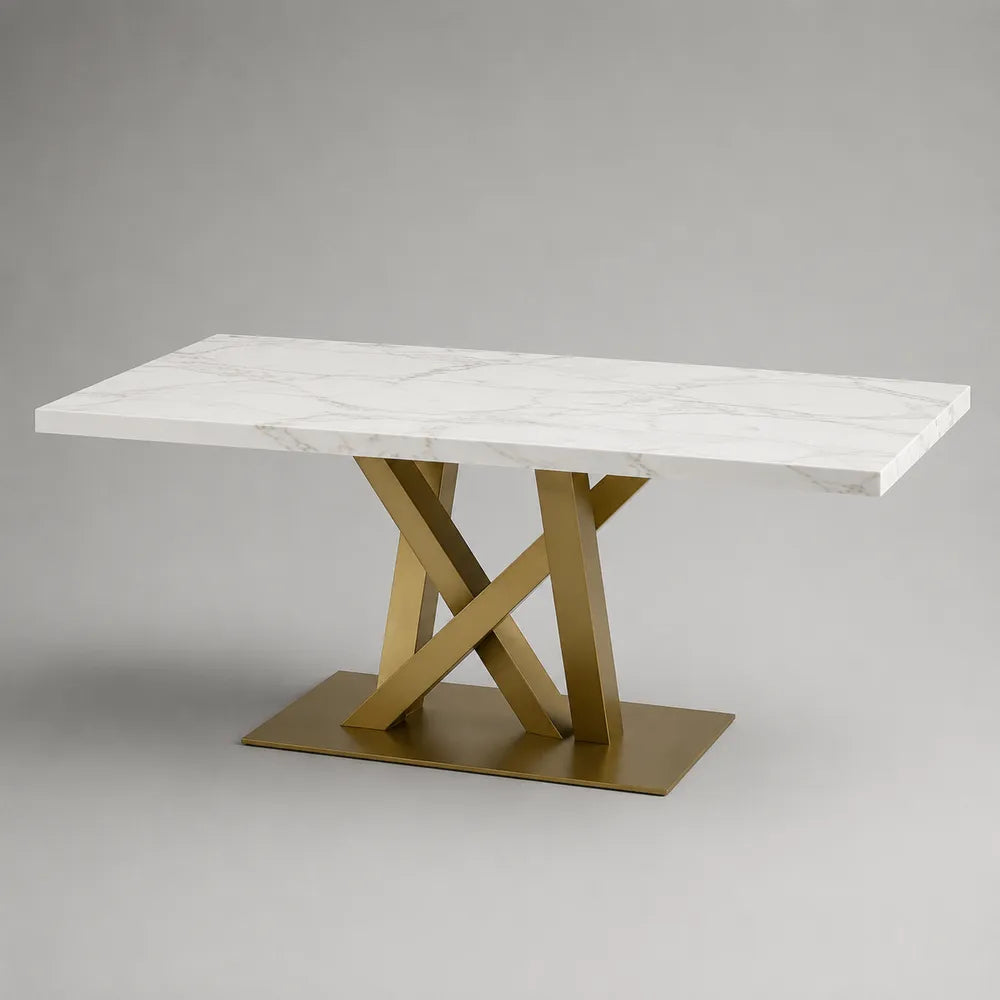 Table à manger rectangulaire avec plateau effet marbre blanc et piètement en acier finition dorée 180 x 90 x 75 cm